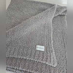 Saranoni bamboo baby blanket